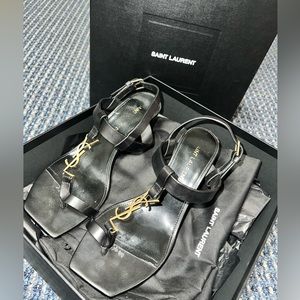 With original box, dust bags, fairly new used just twice.